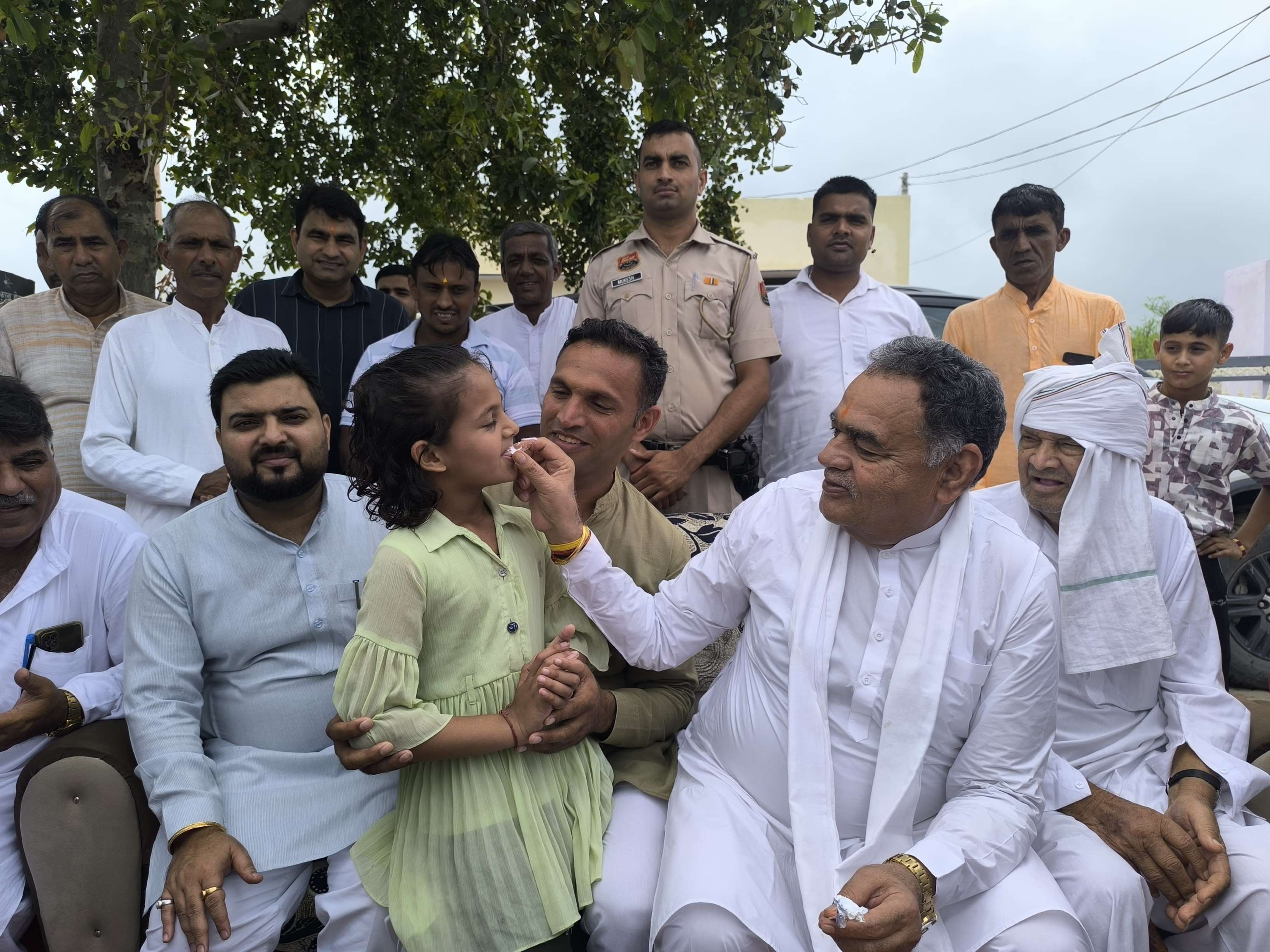 हल्का वासियों ने हर्षोल्लास के साथ धूमधाम से मनाया विधायक विनोद भयाना का 68 वा जन्म दिवस